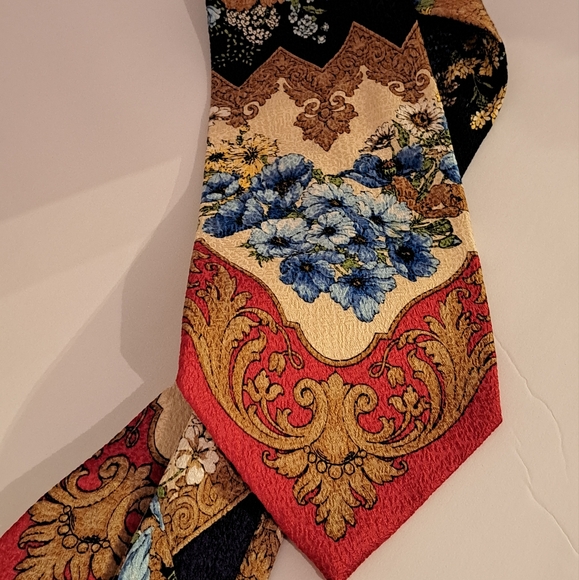 Vintage Barcelino Tie. 100% Silk.  Made in Italy. Handmade. Gorgeous. - Picture 7 of 10